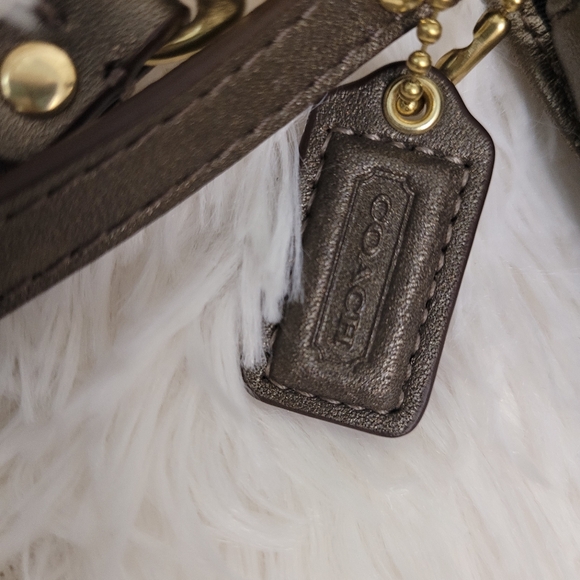 Coach "Ashley" wristlet - Picture 4 of 6